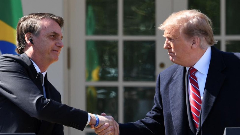 Incontro Trump-Bolsonaro, appoggio al golpista Guaidò