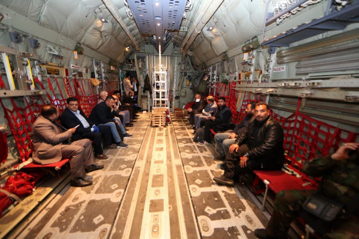 Wichtig: Die Delegation der Heiligen Abbassitischen Stätte starten mit dem Flieger nach Damaskus, um die Leichen der Opfer des V
