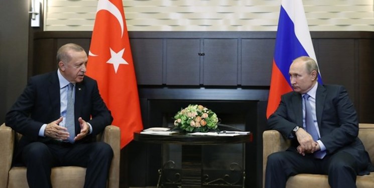 Putin'in Erdoğan'ı kapıda bekletmesi