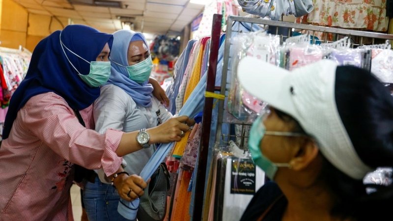インドネシア、新型コロナで初の死者