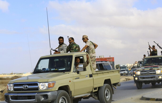 قوات حفتر تعزز صفوفها جنوب سرت!