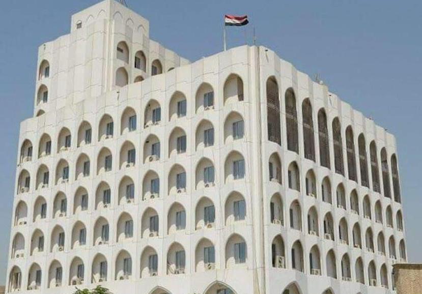 وزير الخارجية العراقي يوجه باستدعاء السفيرين الامريكي والبريطاني لدى بغداد