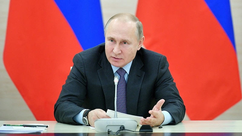 Россияне обеспокоены заражением Путина коронавирусом