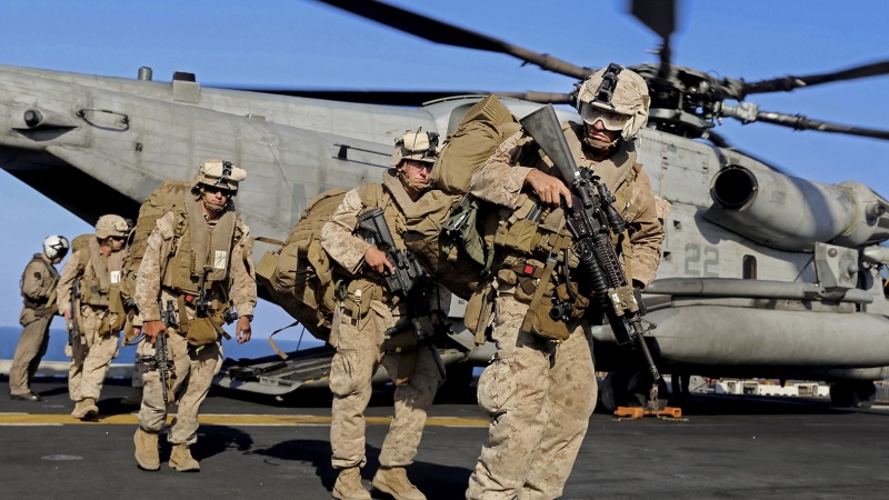 米軍がイラクのアサド基地に合流　国境の米軍基地を撤収