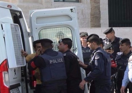 إعتقال 227 شخصا في الأردن بسبب خرقهم للحظر التجول
