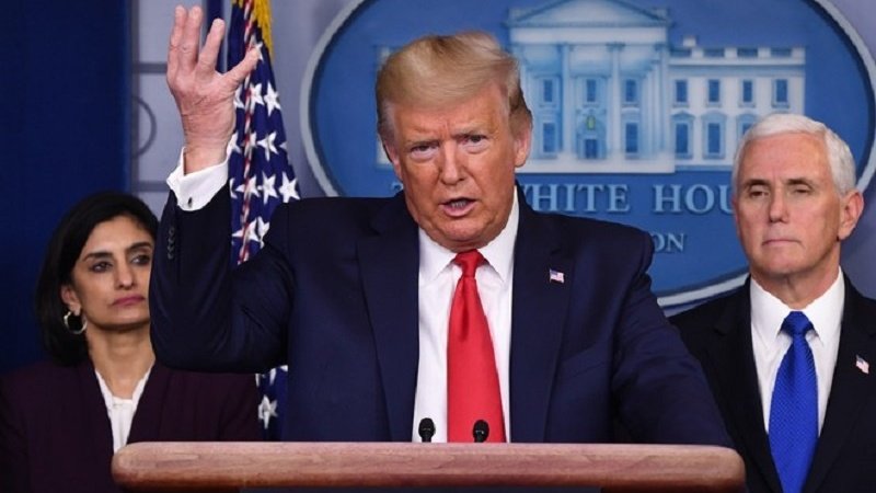Сенатор США призвал Трампа запретить поставки нефти из Саудовской Аравии