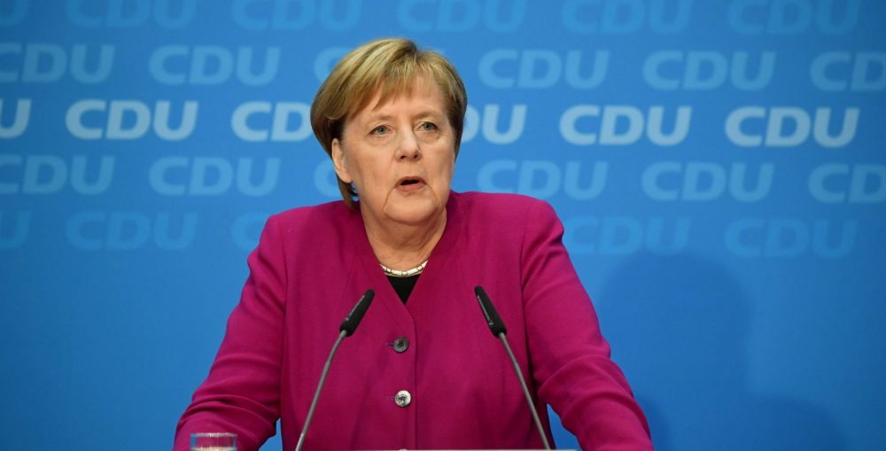 Merkel kendini karantinaya aldı