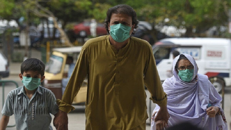 پاکستان لاک ڈاؤن نہیں ہوگا، متاثرین کی تعداد 800