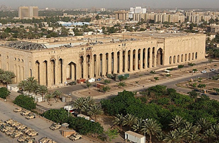 واشنطن تأمر موظفي الحكومة الأمريكية في بغداد وأربيل بمغادرة العراق
