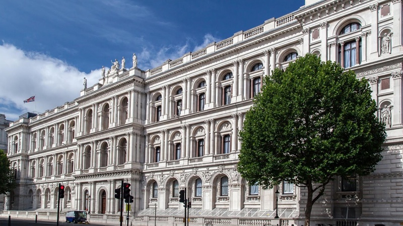 イギリスが、新型コロナ渦中での対イラン制裁解除への反対を正当化