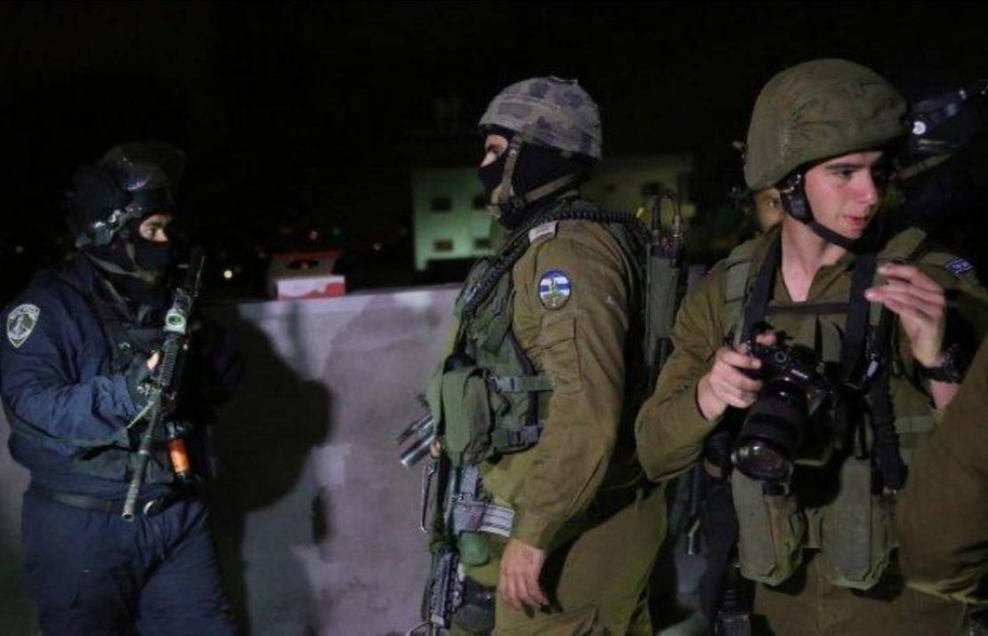 رغم كورونا.. قوات الاحتلال تعتقل مئات الفلسطينيين خلال الشهر الماضي