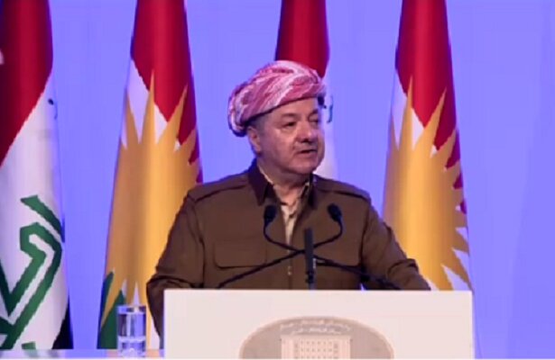  مەسعوود بارزانی: پشتگیریی مستەفا کازمی دەکەین