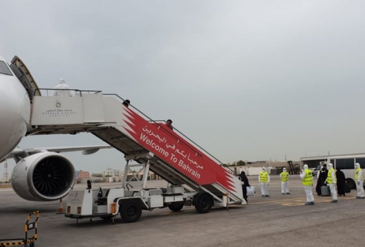 وصول دفعة بحرينيين قادمين من إيران بعد امتناع النظام عن استقبالهم