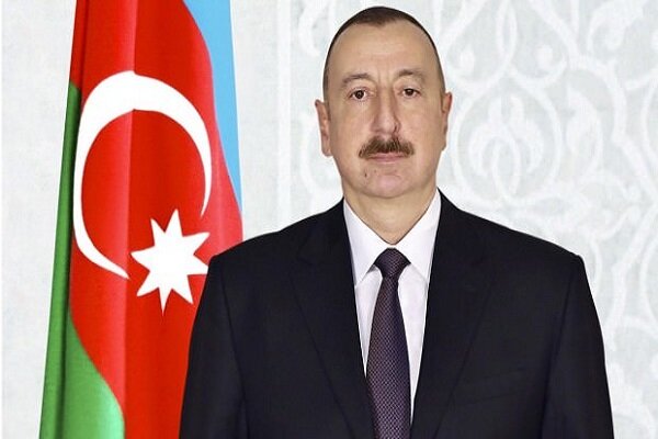 İlham Aliyev koronavirüse karşı bir yıllık maaşını bağışladı