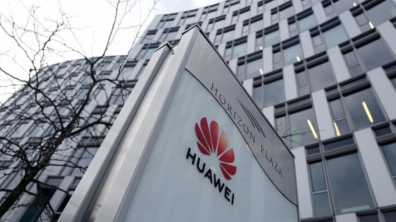 Coronavirus, Francia e Canada: nessun collegamento tra aiuti cinesi e Huawei