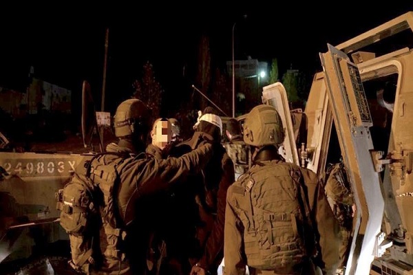 الاحتلال الاسرائيلي يعتقل 7 فلسطينيين في اقتحامات