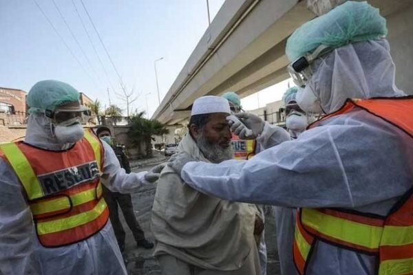 پاکستان میں کورونا وائرس سے ہلاکتوں کی تعداد 96 تک پہنچ گئی