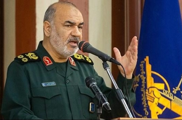 الحرس الثوري الإيراني يعلن أن البلاد تواجه 3 فيروسات غير "كورونا"