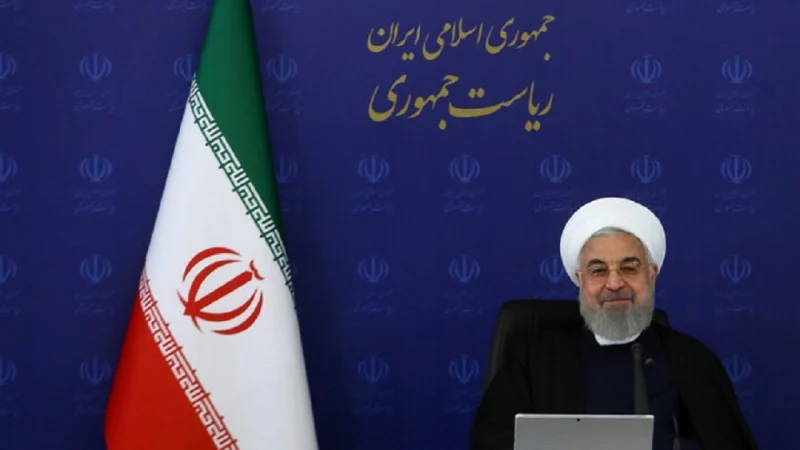 Rais Rouhani atuma ujumbe kwa mnasaba wa Siku ya Jeshi: Jeshi ni mlinzi wa roho za Wairani