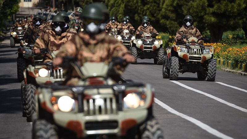 ４月１７日は、「イランイスラム共和国軍の日」