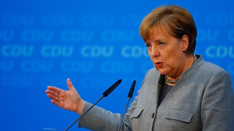 Coronavirus, Merkel al G7: Pieno supporto all'Oms
