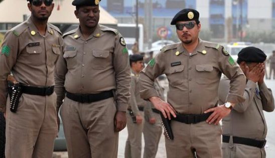 القبض على 34 مخالفا لقرار منع التجول في السعودية