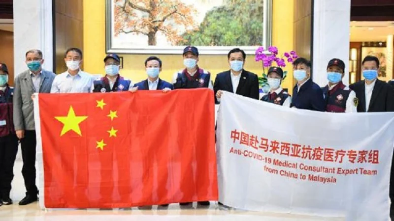 中国向马来西亚派遣抗疫医疗专家组