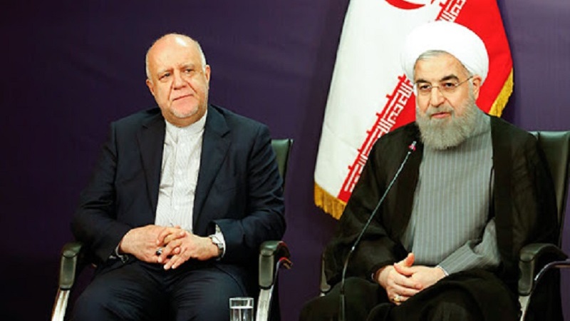 イラン大統領が、原油売却に頼らない石油加工製品の増産を強調