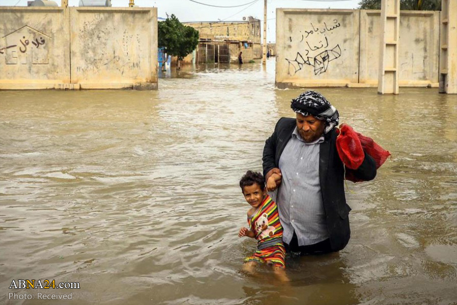 Chinese Muslims donate 400 food packages to flood-hit people in Iran