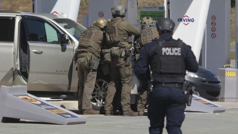 カナダで銃乱射事件　17人死亡