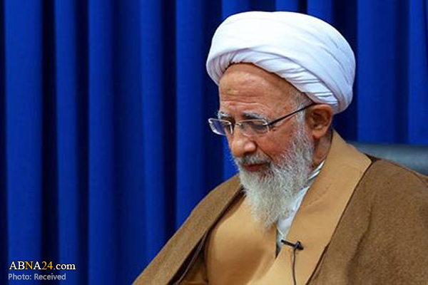 Grand Ayatollah Javadi Amoli offer condolences on death of Assembly of Experts member