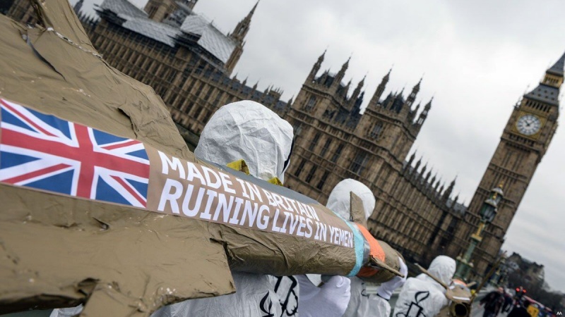 イギリスは依然、圧政国への主な武器供給国