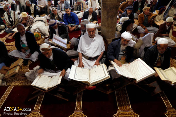 Photos: Quran recitation at Sana'a mosque during Ramadan