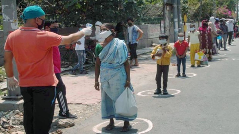 भारत में कोरोना वायरस की स्थिति, महाराष्ट्र और दिल्ली की स्थिति चिंताजनक, दिल्ली में मेडिकल स्टाफ़ आ रहे हैं चपेट में