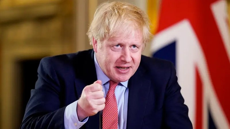 Virus, Johnson: secondo picco può essere disastro