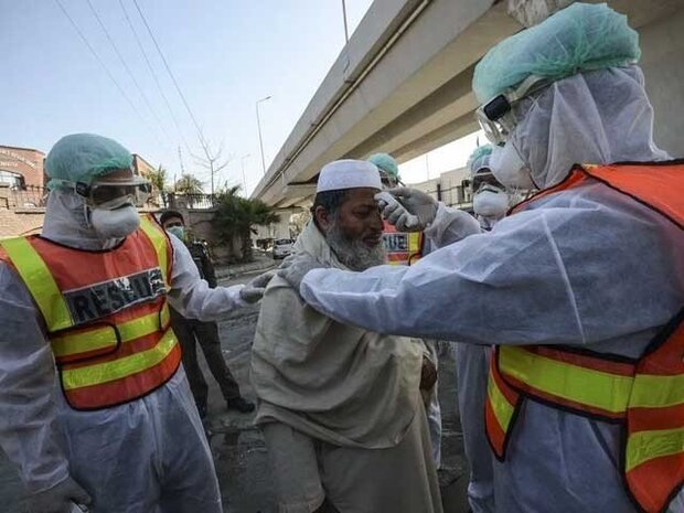 پاکستان میں صحت کے شعبے سے وابستہ 399 افراد کورونا وائرس کا شکار