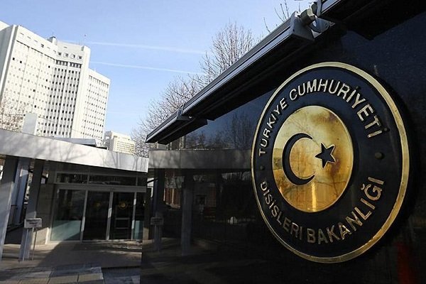 تركيا تشن هجوما شديد اللهجة على الإمارات وتوجه دعوة لقيادتها