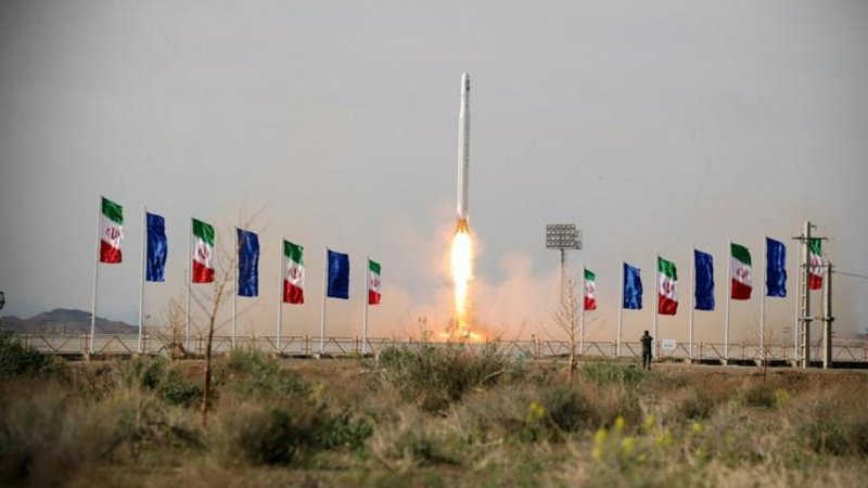 Wall Street Journal: Запуском военного спутника Иран показал, что он достиг очень сложных технологий