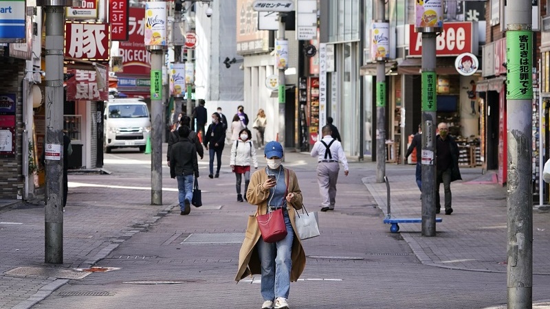 日本の新型コロナ感染者１万5794人に　緊急事態は今月末まで延長