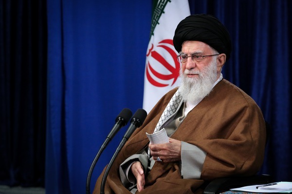 قائد الثورة: قادرون على تحقيق النهضة الانتاجية على غرار الاقمار الصناعية والصناعات الدفاعية 