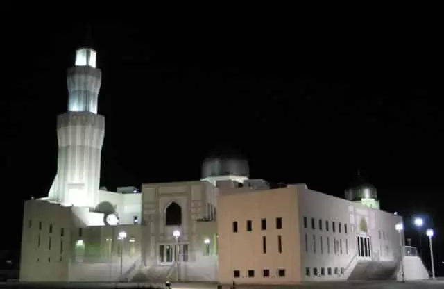 كندا: متطرفون يعتدون على المساجد بسبب رفع الأذان