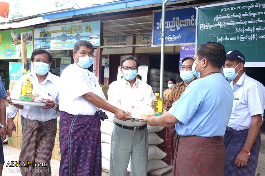 ကယားျပည္နယ္က ယာဥ္လိုင္းလုပ္သားမ်ားကို စားနပ္ရိကၡာေထာက္ပံ့