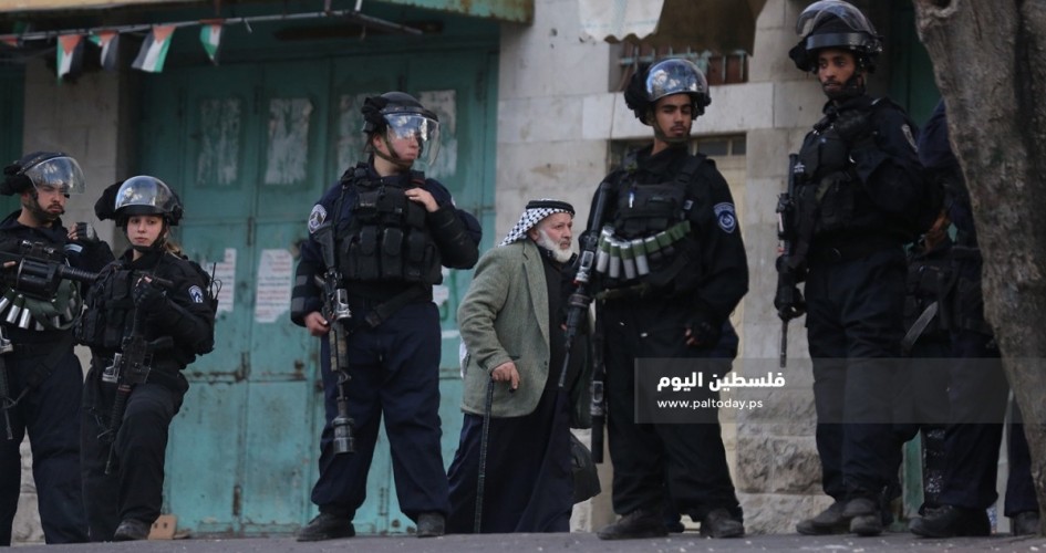 الاحتلال الاسرائيلي يحاصر قرية بيت إكسا شمال غرب القدس