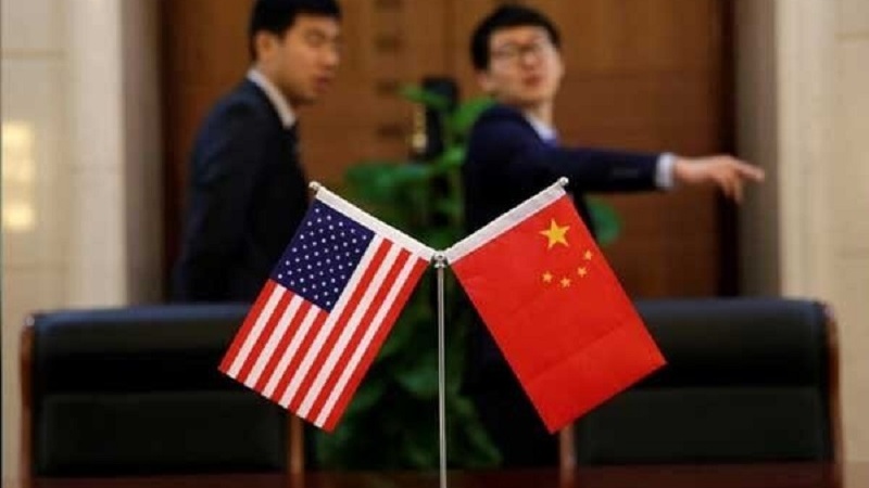 アメリカが、中国人記者への規制強化