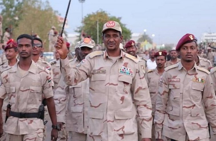 قوات سودانية لمصادرة أسلحة ومركبات المتسللين الغير شرعيين