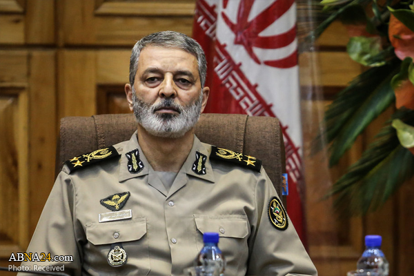 Army, IRGC commanders condole martyrdom of Iranian naval forces