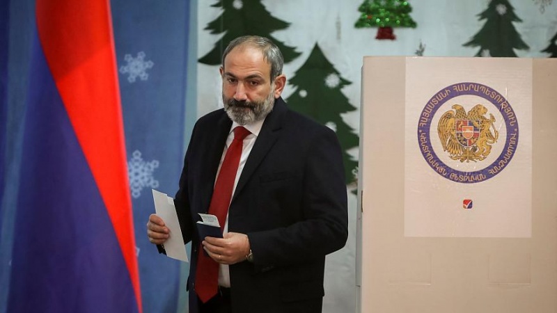 Avropa şokda: Paşinyan 1,5 milyard avro oğurladı