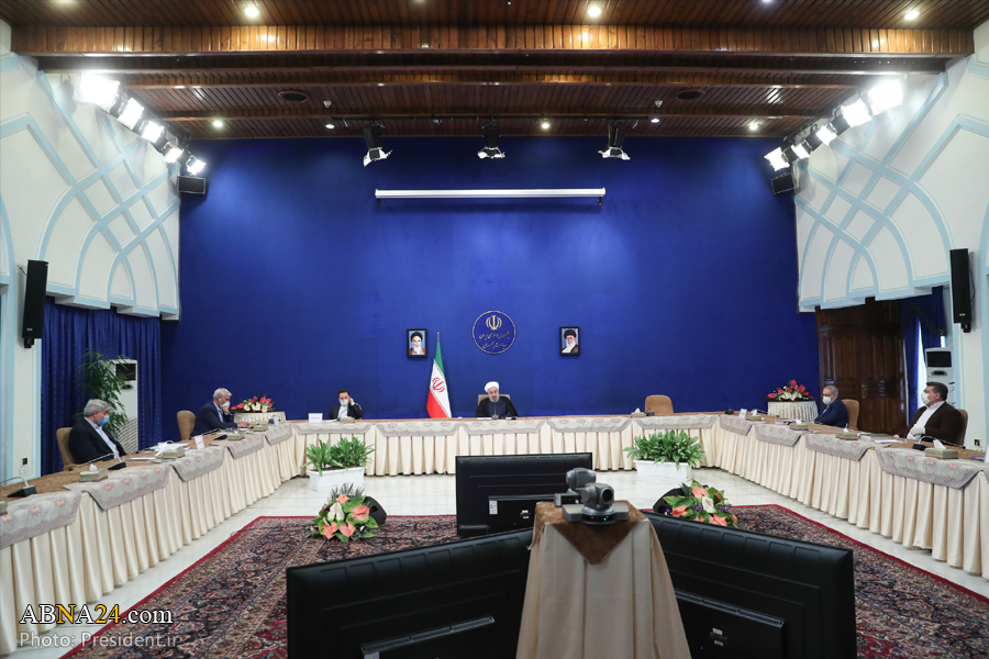 Pres. Rouhani: Iranian people's devotion, especially medical staff must remain in history