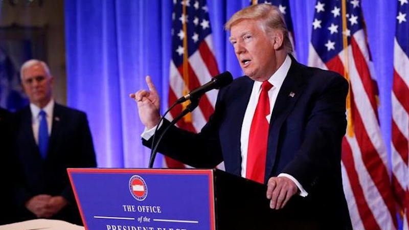 Трамп обвиняет Китай в краже информации о вакцине от коронавирусной инфекции