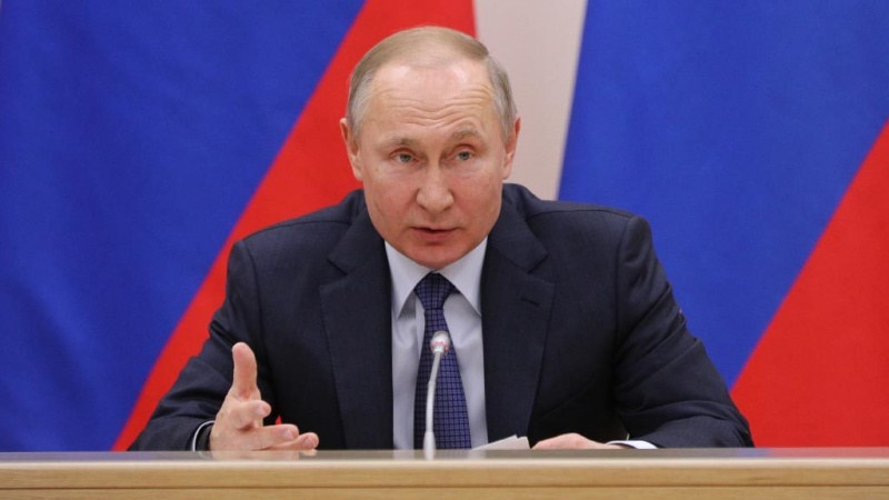 Putin: governo predisponga piano ripresa economica